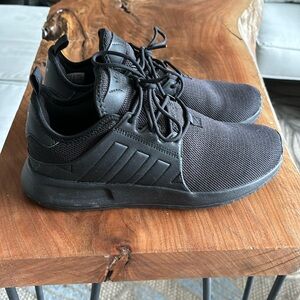 Adidas black sneakers youth 6.5, women’s 8